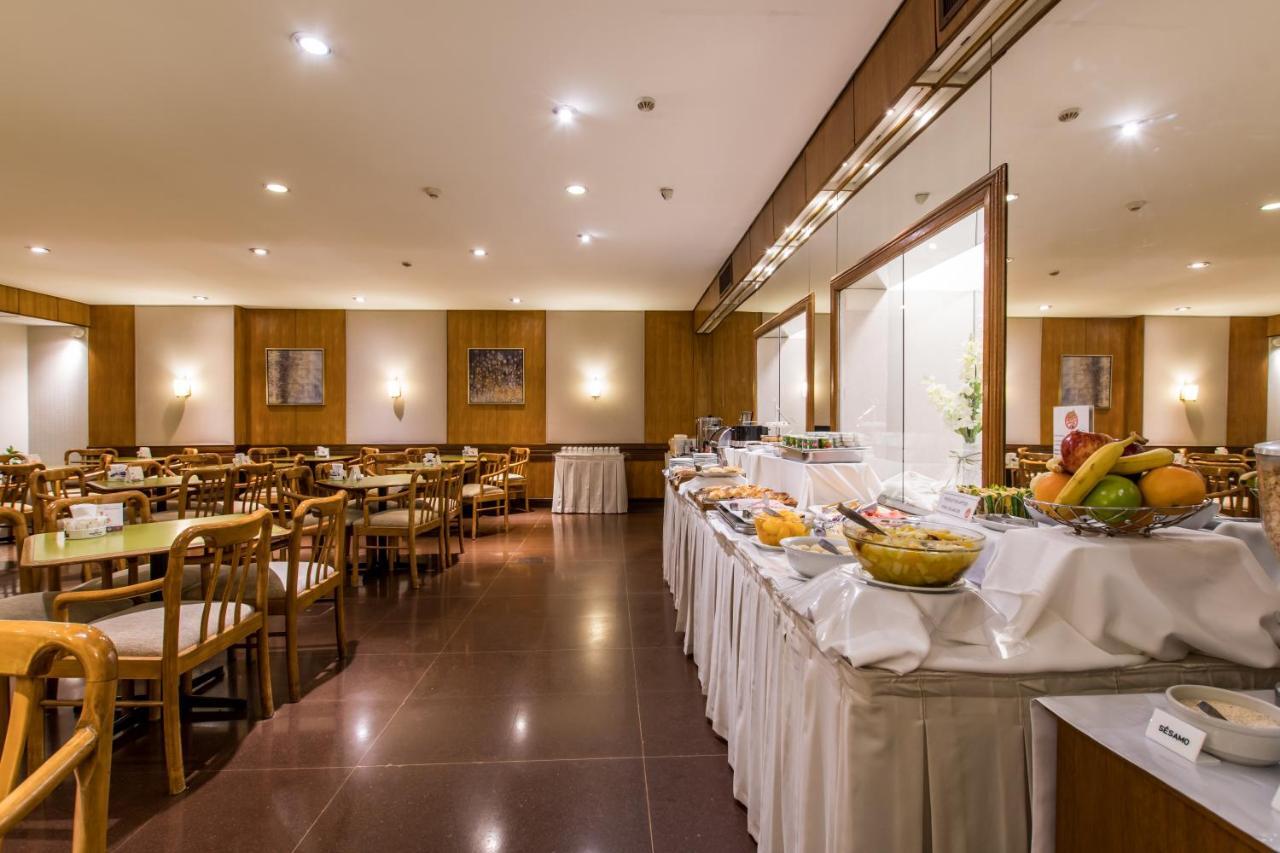 Hotel Solans Carlton